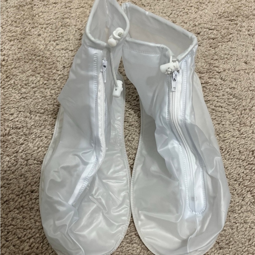 Unisex Reusable Rain Shoe. Waterproof shoes Covers Anti Slip Overshoes ankle